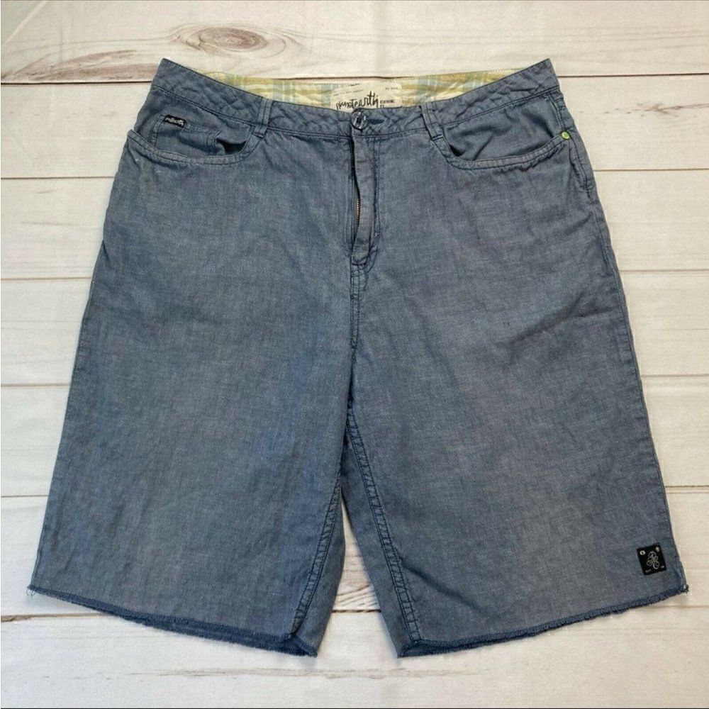 Planet Earth Blue Medium Wash Pockets Flat Front Jean Shorts Size 34